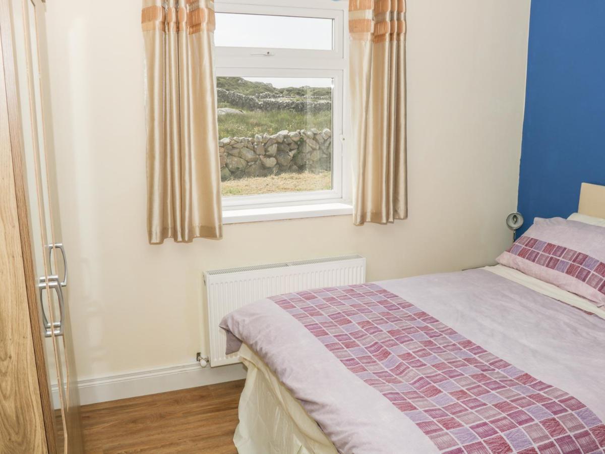 Lakeview Villa Lettermore Bagian luar foto